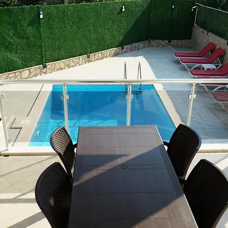 3 Bedroom Villa Meseta Calis Beach *